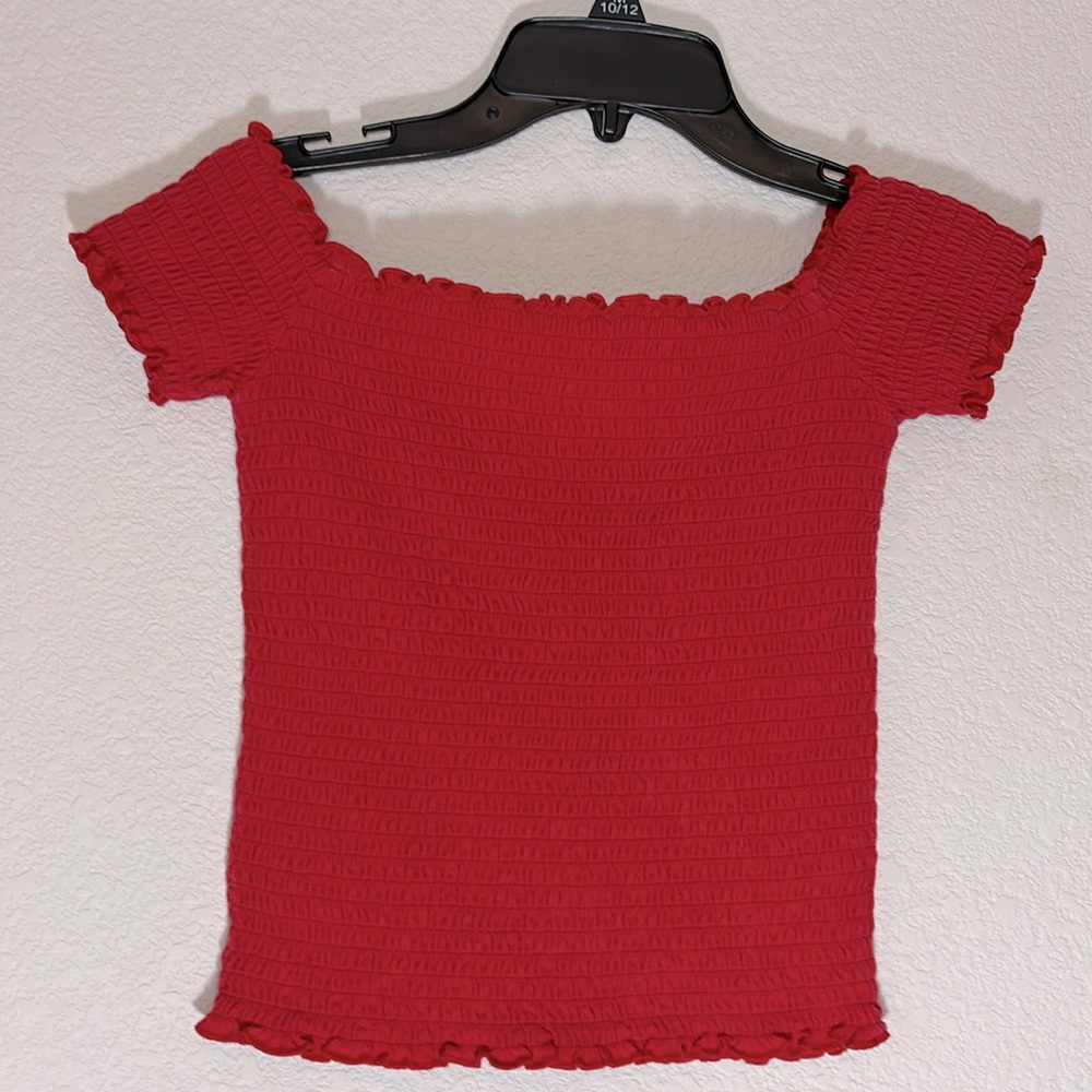 Hollister top